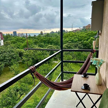 Nita House Hotel Batumi Eksteriør billede